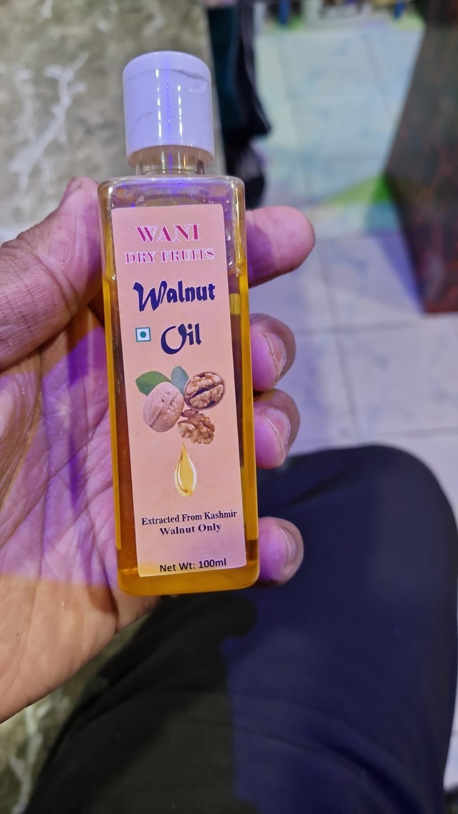 Walnut oil